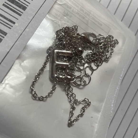 Charm Silver Color Flat Bubble Letter E Necklace - Picture 2 of 2